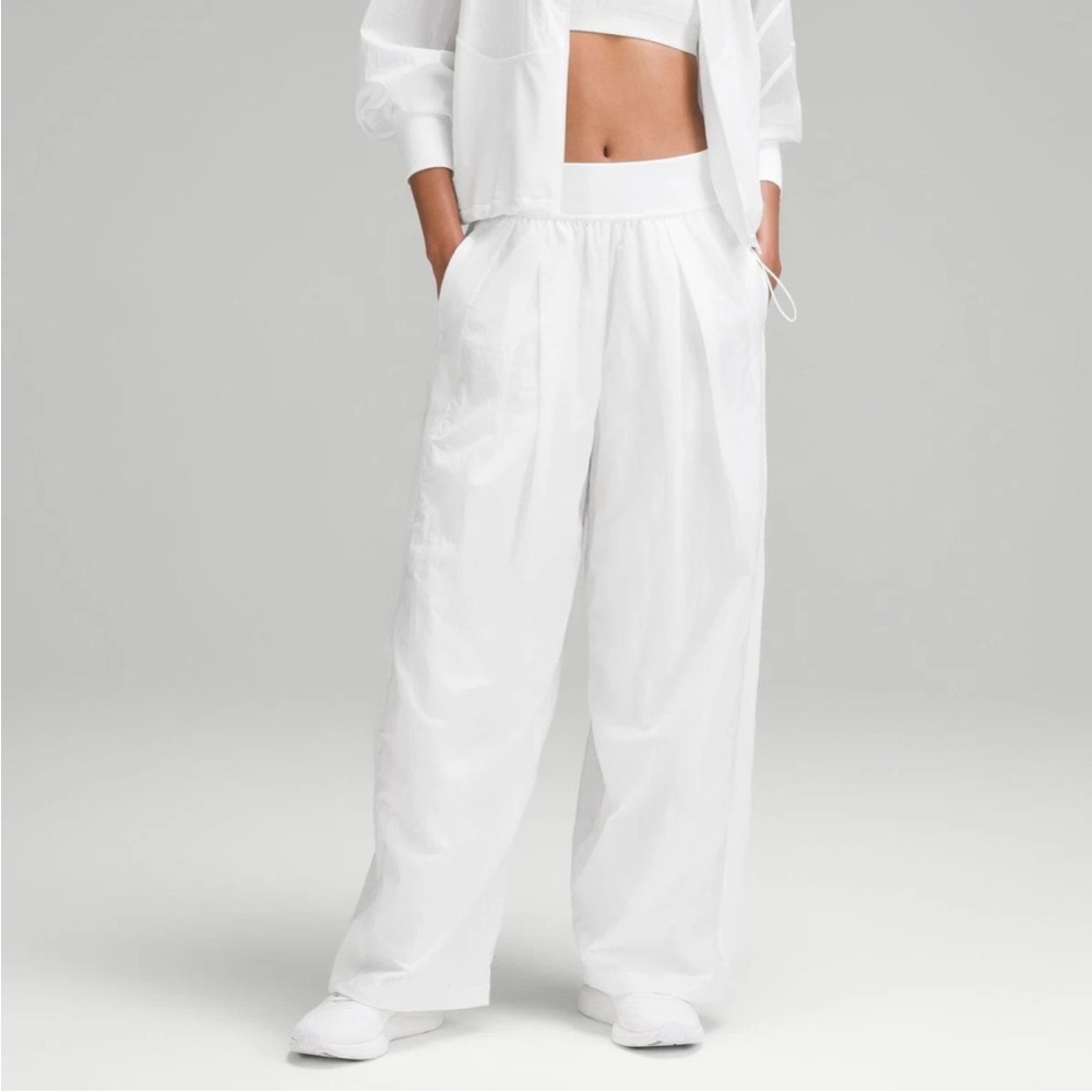 Lululemon Lightweight Tennis Mid-Rise Track Pant